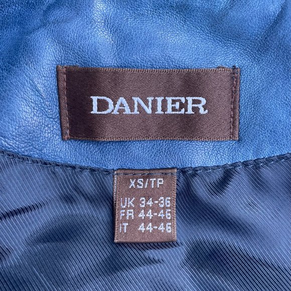 Women's Blue Danier Leather Jacket - Picture 4 of 5